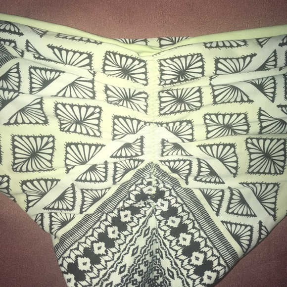 Nordstrom bikini bottoms - Picture 3 of 5